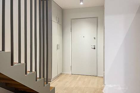 Трехкомнатная квартира, Новый Залог: 8