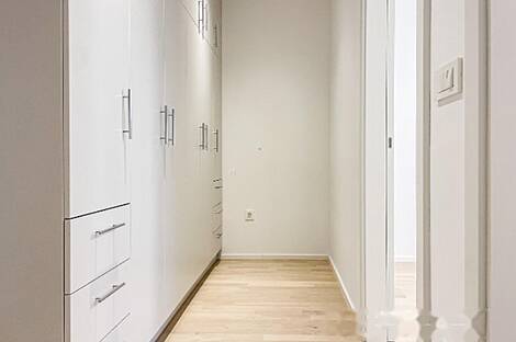 Трехкомнатная квартира, Новый Залог: 9