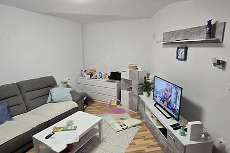 Однокомнатная квартира в Ново Жешке: 4