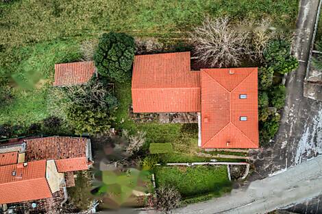 Дом и хозяйство Брестовица около Комну: 2