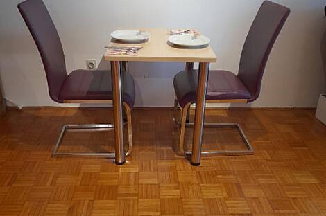 Однокомнатная квартира-студия расположена на Брилей улице: 2