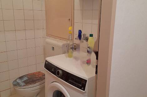 Однокомнатная квартира-студия расположена на Брилей улице: 8