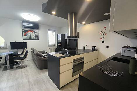 Квартира с двумя комнатами в Вич: 2