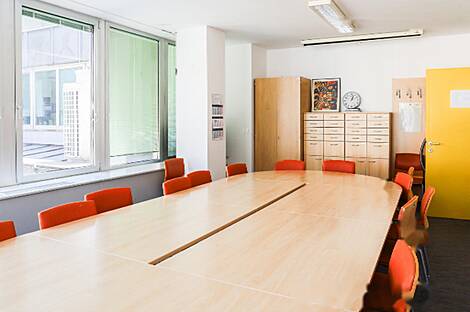 Центральное коммерческое пространство: 16