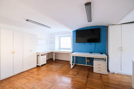 Вич офисное здание: 3