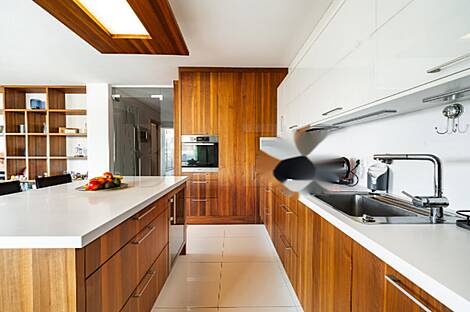 Четырехкомнатная квартира в Ново Брдо: 5