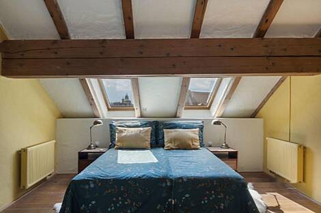 Квартира с четырьмя комнатами в центральной части города.: 27