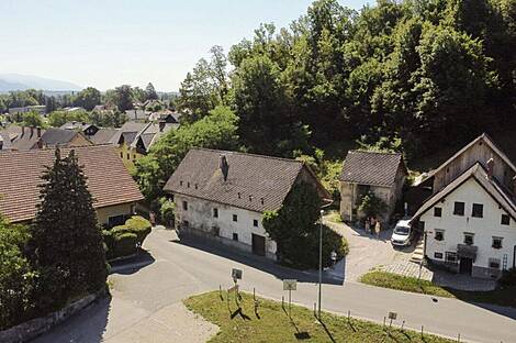 Центр, Блед, дом: 3