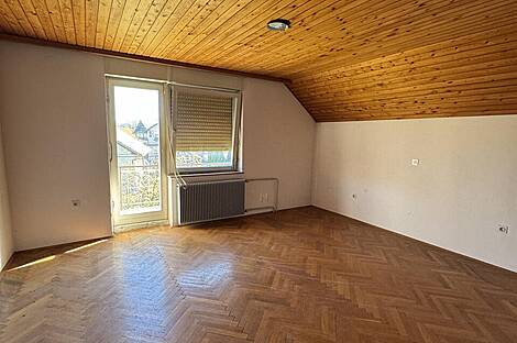 Бледский дом: 9