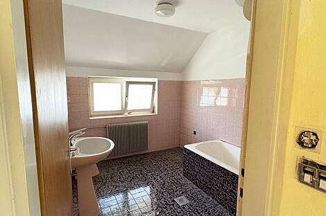 Бледский дом: 10