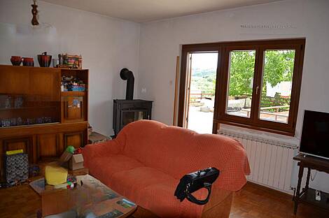 Жилище, Убеги: 10