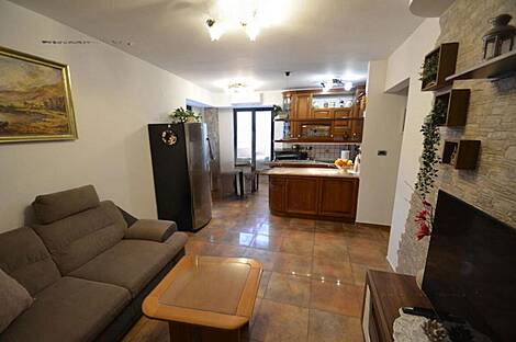 Дом в Изоле с террасой: 2