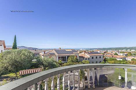 Жилище, Праде.: 12