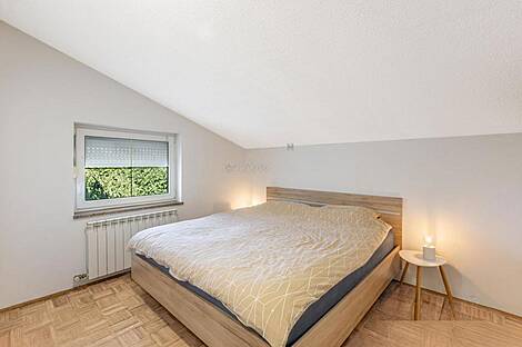 Жилище, Праде.: 17