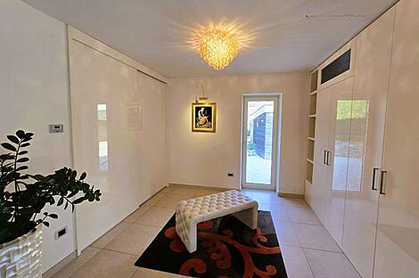 Ножед, дом.: 8