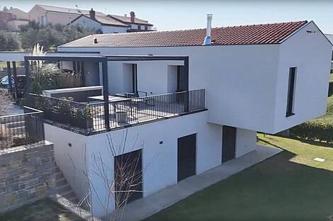 Дом, Верхние Шкофие: 1