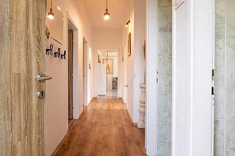 Копер, дом: 12