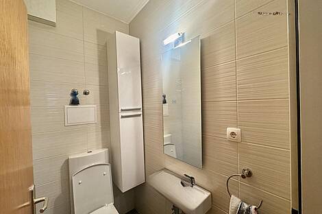 Многокомнатная квартира с более чем пятью комнатами, расположенная в Бежиграде.: 2