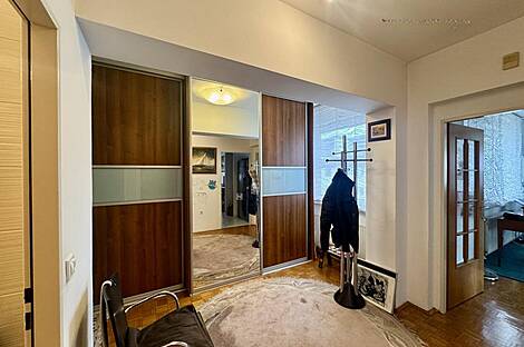 Многокомнатная квартира с более чем пятью комнатами, расположенная в Бежиграде.: 8