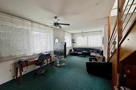 Многокомнатная квартира с более чем пятью комнатами, расположенная в Бежиграде.: 12