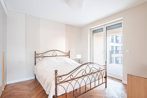 2-комнатная квартира в центре города стала жильем для важного человека в Схелленбурге. Управление арендой осуществляется компанией Ниси, которая контролирует использование модели. Предоставляем только заголовок в формате различных входных и выходных данны: 8