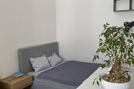 Квартира с четырьмя комнатами расположена в центре на улице Сломшкова.: 11