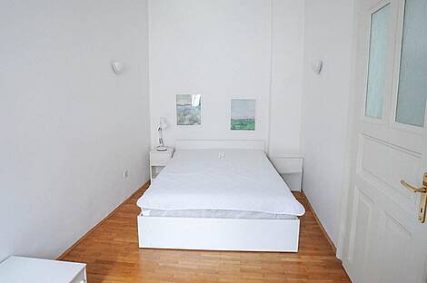 Трёхкомнатная квартира в центре: 12