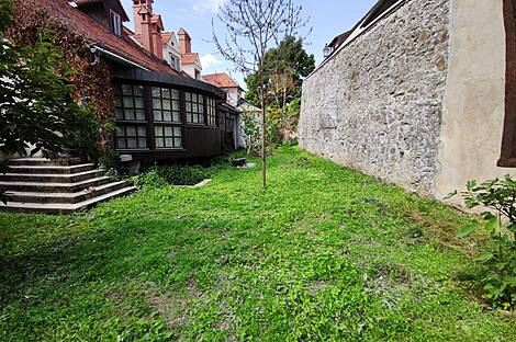 Жилье в исторической части города: 10