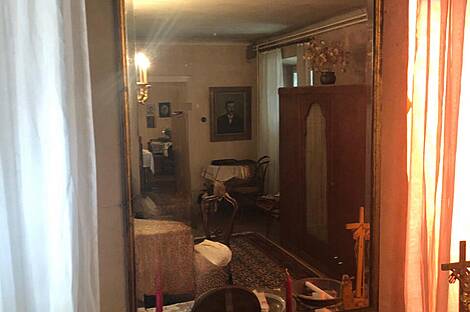 Квартира с тремя комнатами находится в центральной части на улице Веговая: 4