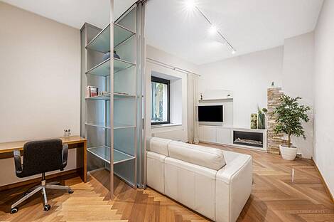 Квартира с тремя комнатами в центре города: 4