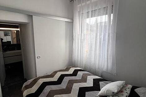 Жилье на Доленской улице: 15