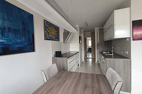 Квартира с тремя комнатами на площади Братушевой: 3