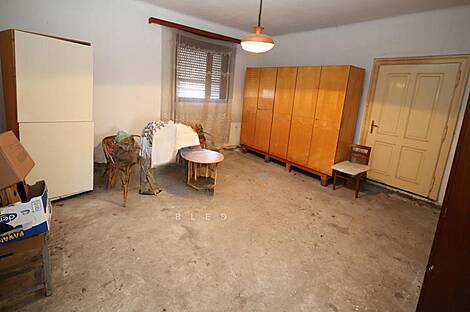 Яворник в Словении: дом на две квартиры.: 20