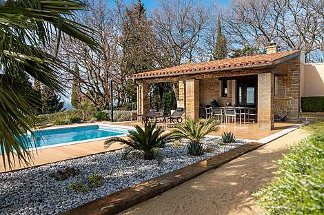 Дом, Ножед.: 18