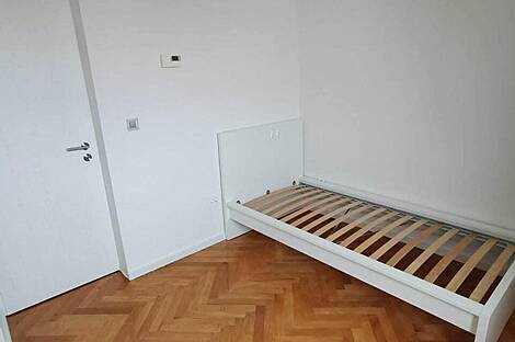 Трёхкомнатная квартира в Бежиграде: 8