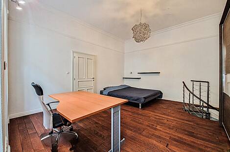 Трехкомнатная квартира в центре: 6