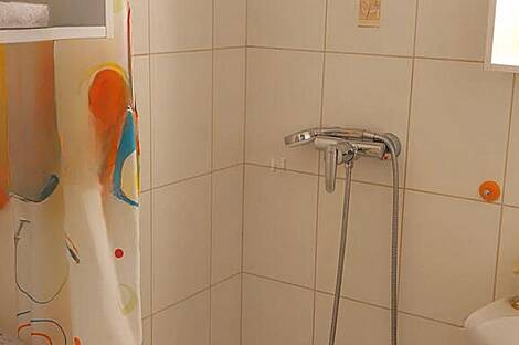 Жилье, студия Л. Мосте: 5