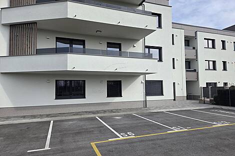 Надгорица, квартира с тремя комнатами: 3