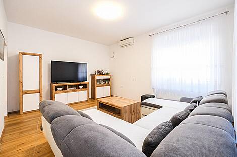 Трехкомнатная квартира в районе Новый Рудник: 4