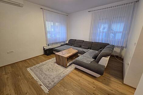 Жилье в районе Новый Рудник: 2