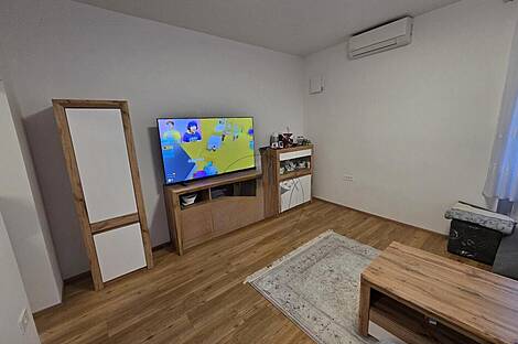 Жилье в районе Новый Рудник: 3