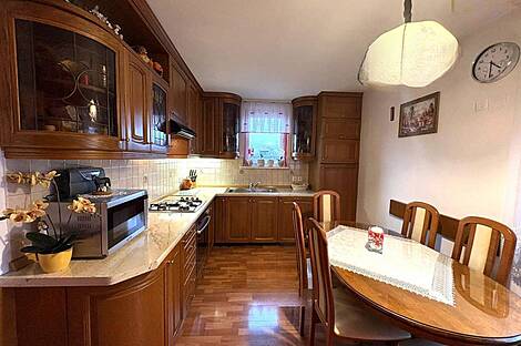 Трехкомнатная Квартира в Шентвиде: 1