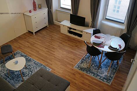 2,5-комнатная квартира в центральной части города.: 8