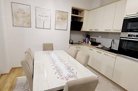 Квартира 2,5 комнаты на Ру́днике: 4