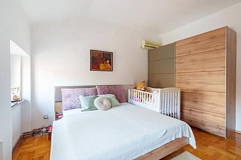 Квартира с четырьмя комнатами в центре.: 9