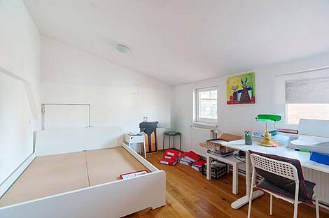 Квартира с четырьмя комнатами в центре.: 24