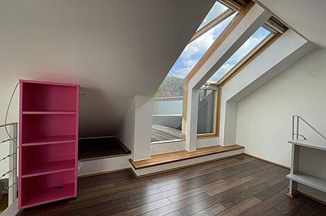 Трехкомнатная квартира Ново Залог: 4