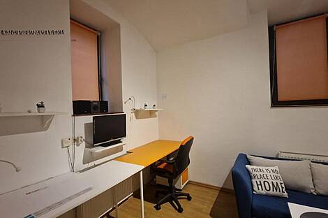 Студия в Поляне: 4