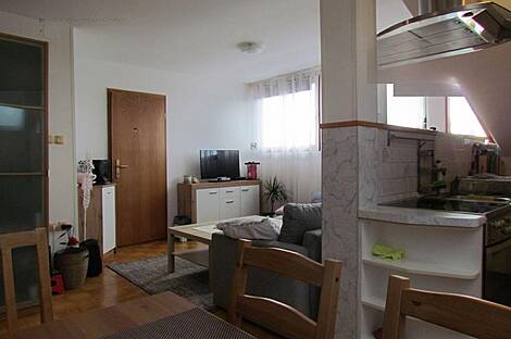 Москва, квартира с 2,5 комнатами: 2