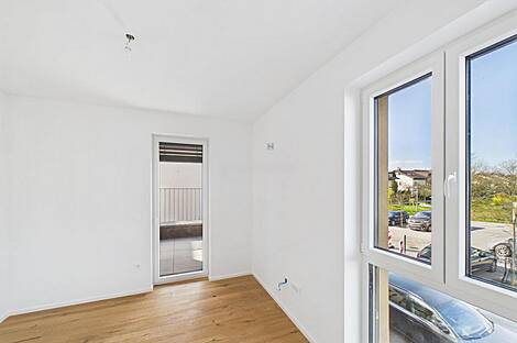 Четырёхкомнатная квартира Поле: 4